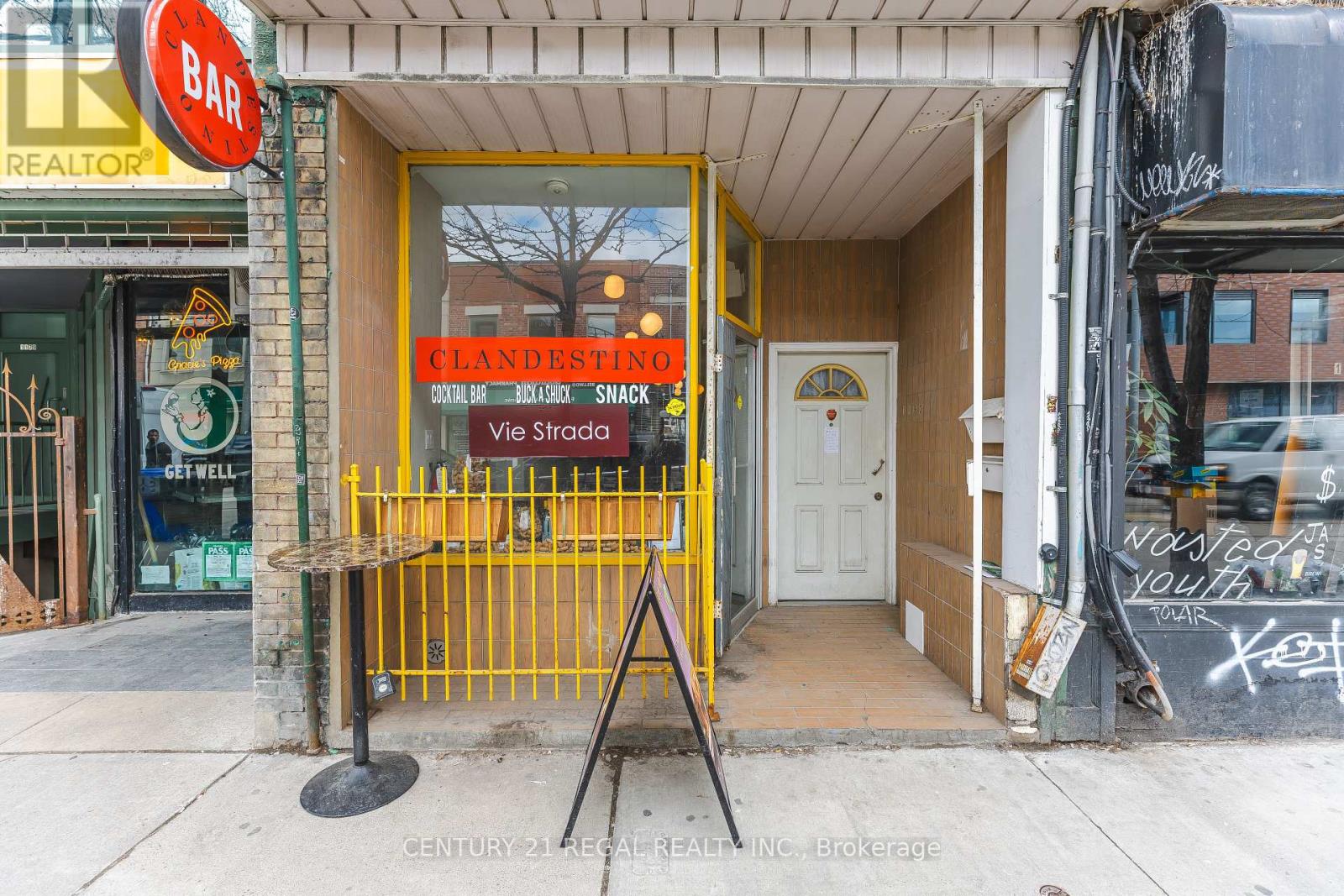 1183 Dundas Street W, Toronto, Ontario  M6J 1X3 - Photo 2 - C13077572
