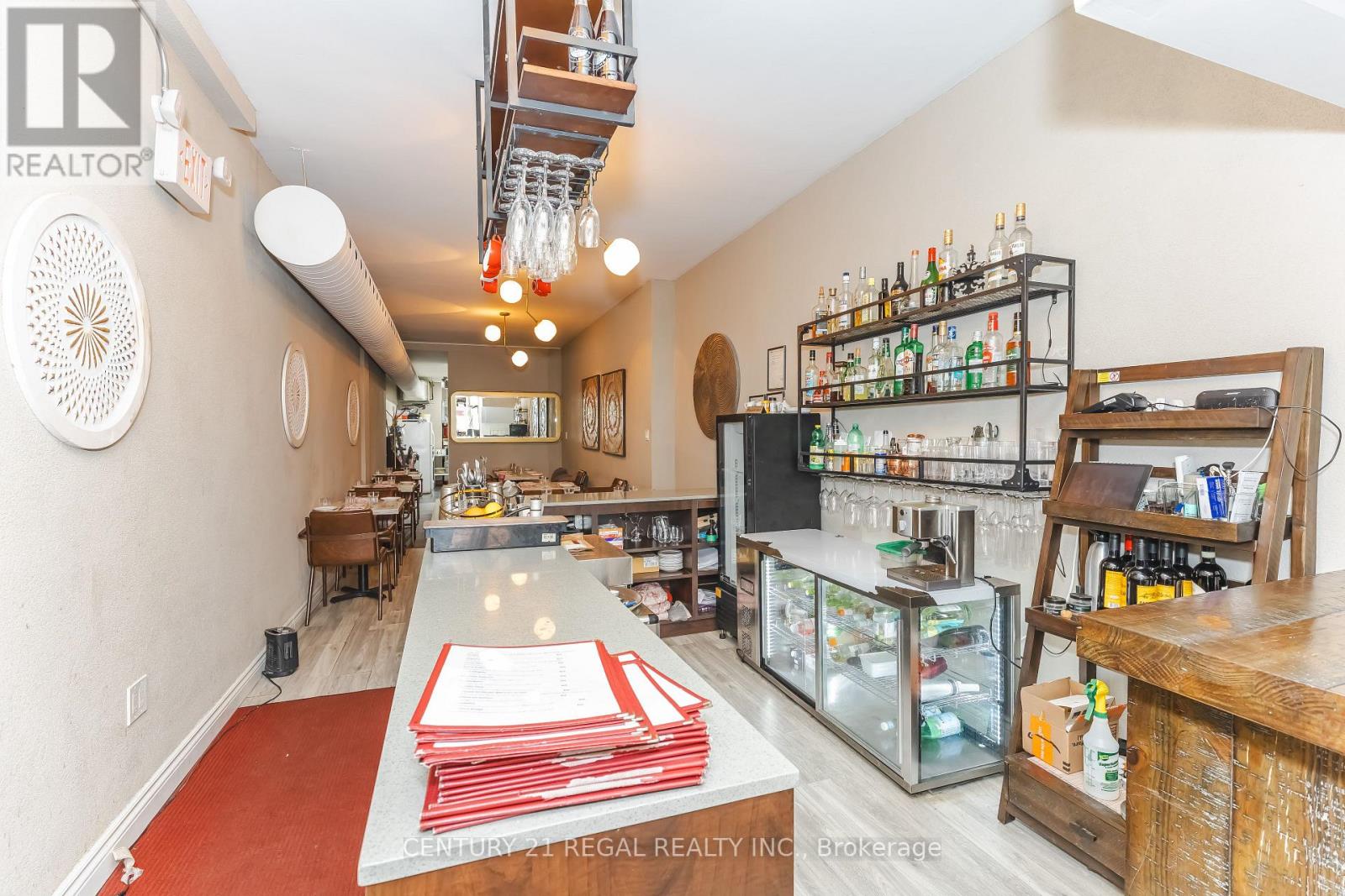 1183 Dundas Street W, Toronto, Ontario  M6J 1X3 - Photo 4 - C13077572