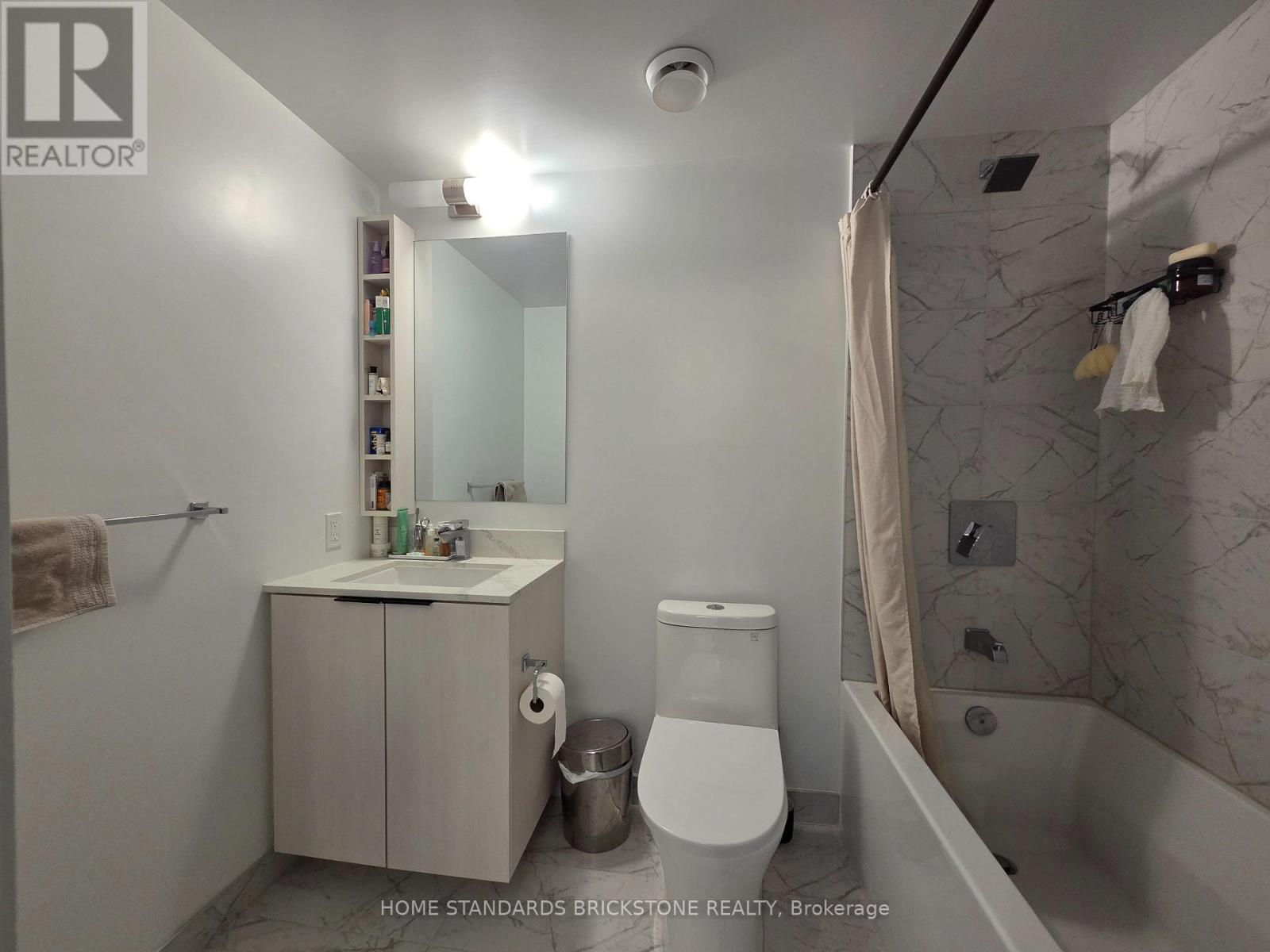 1705 - 82 Dalhousie Street, Toronto, Ontario  M5B 0C5 - Photo 13 - C13077690