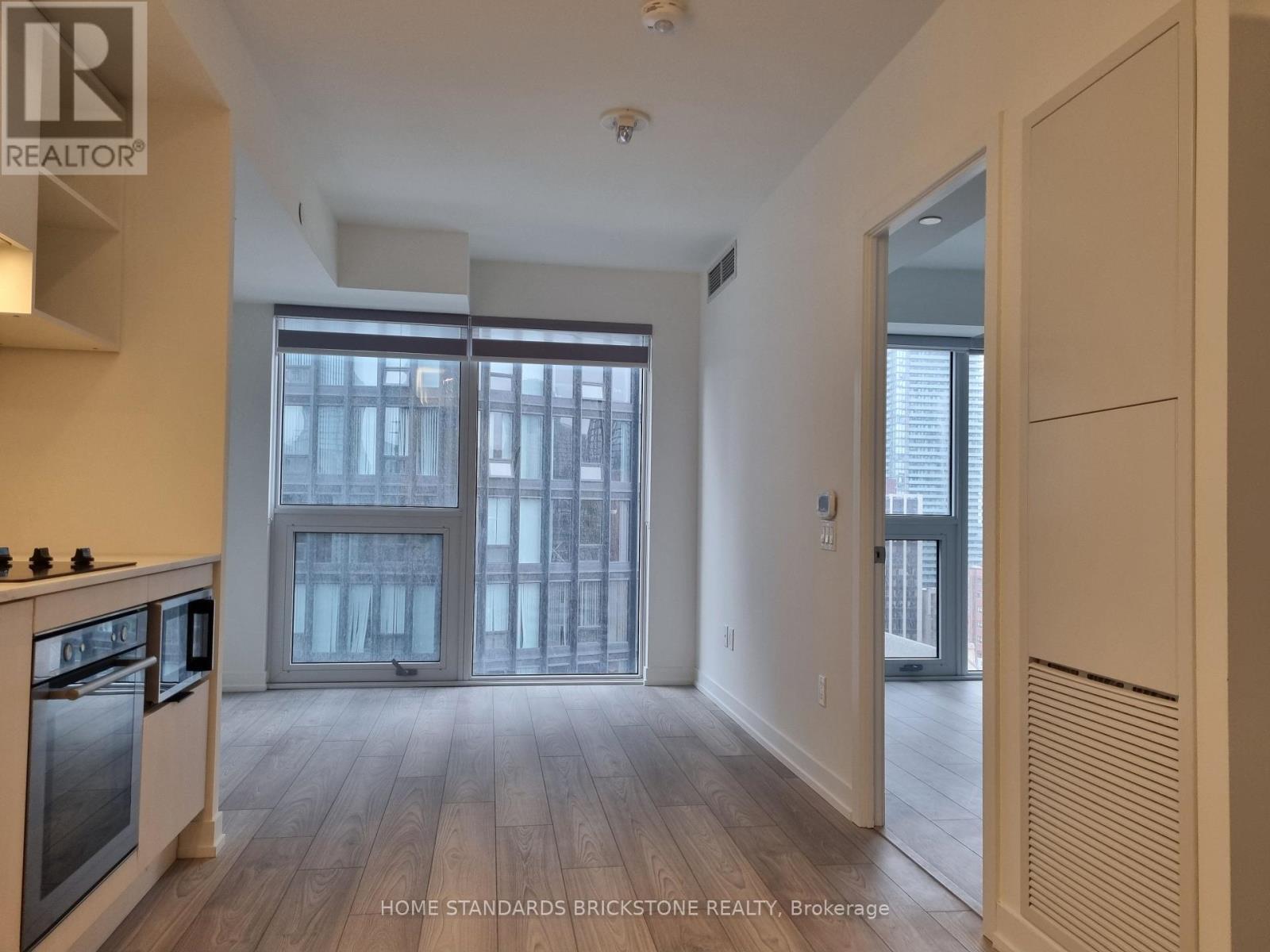 1705 - 82 Dalhousie Street, Toronto, Ontario  M5B 0C5 - Photo 4 - C13077690