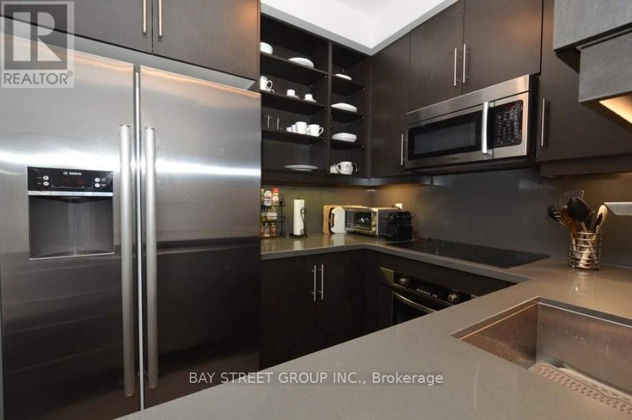 1909 - 35 Balmuto Street, Toronto, Ontario  M4Y 0A3 - Photo 11 - C13077692