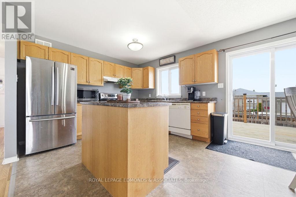 416 Sweezey Court, Pembroke, Ontario  K8A 8S3 - Photo 11 - X13077514