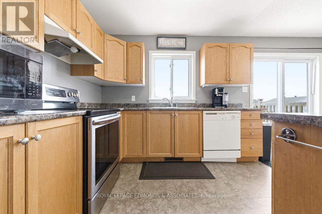416 Sweezey Court, Pembroke, Ontario  K8A 8S3 - Photo 14 - X13077514