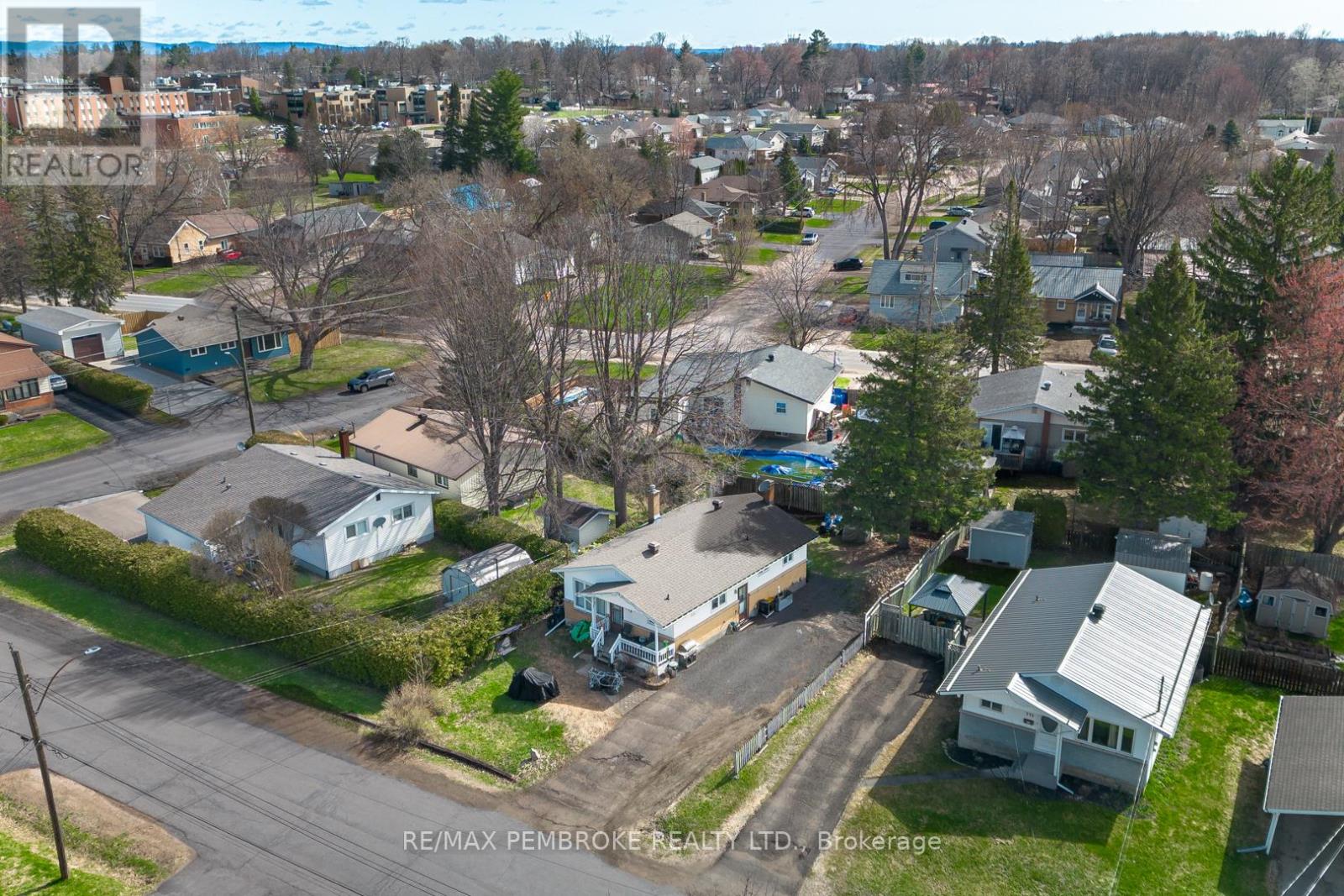 773 Leahey Street, Pembroke, Ontario  K8A 1B5 - Photo 40 - X13077584
