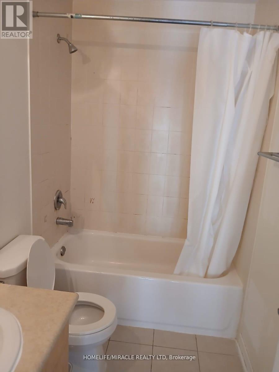 13 Vasto Lane, Toronto, Ontario  M1M 0C6 - Photo 20 - E13077530
