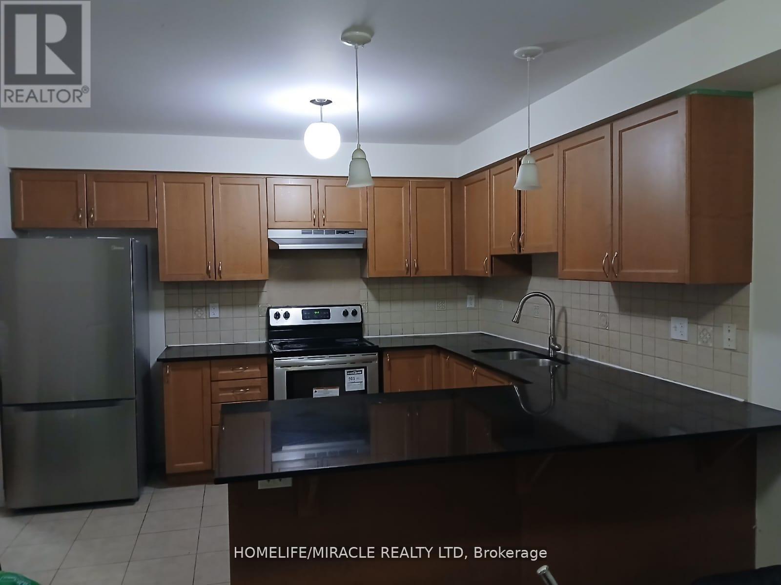 13 Vasto Lane, Toronto, Ontario  M1M 0C6 - Photo 8 - E13077530