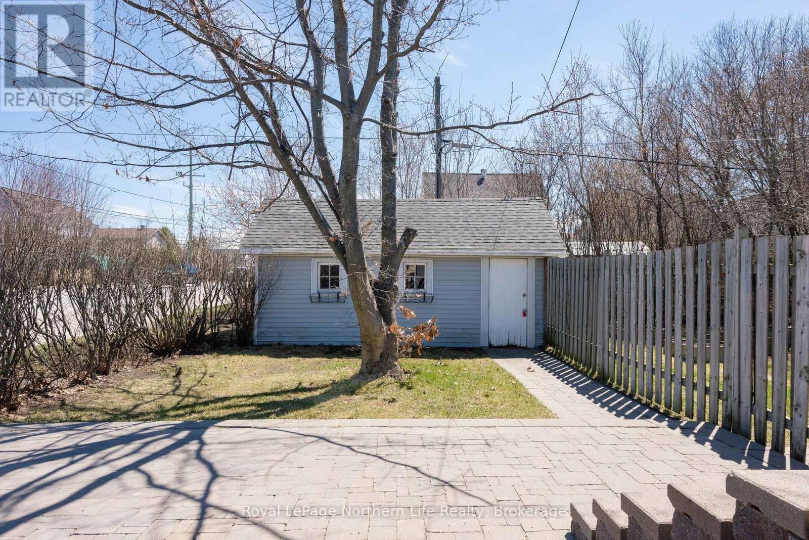 1093 Regina Street, North Bay, Ontario  P1B 2K8 - Photo 5 - X13077660