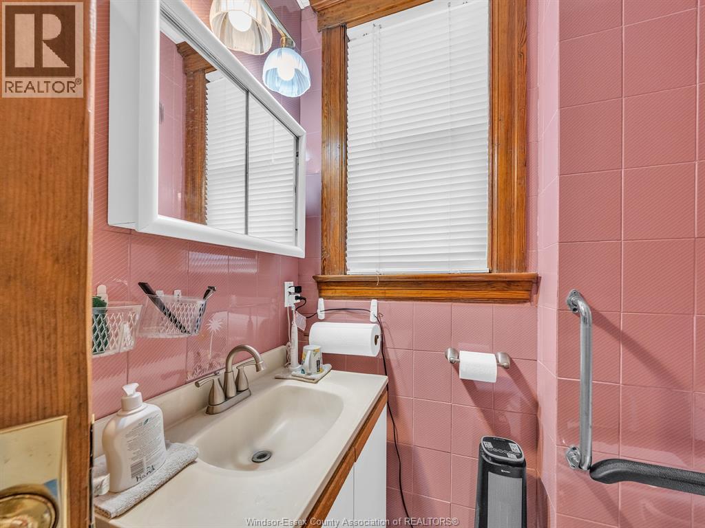 553 Oak Avenue, Windsor, Ontario  N9A 5E7 - Photo 26 - 26009947