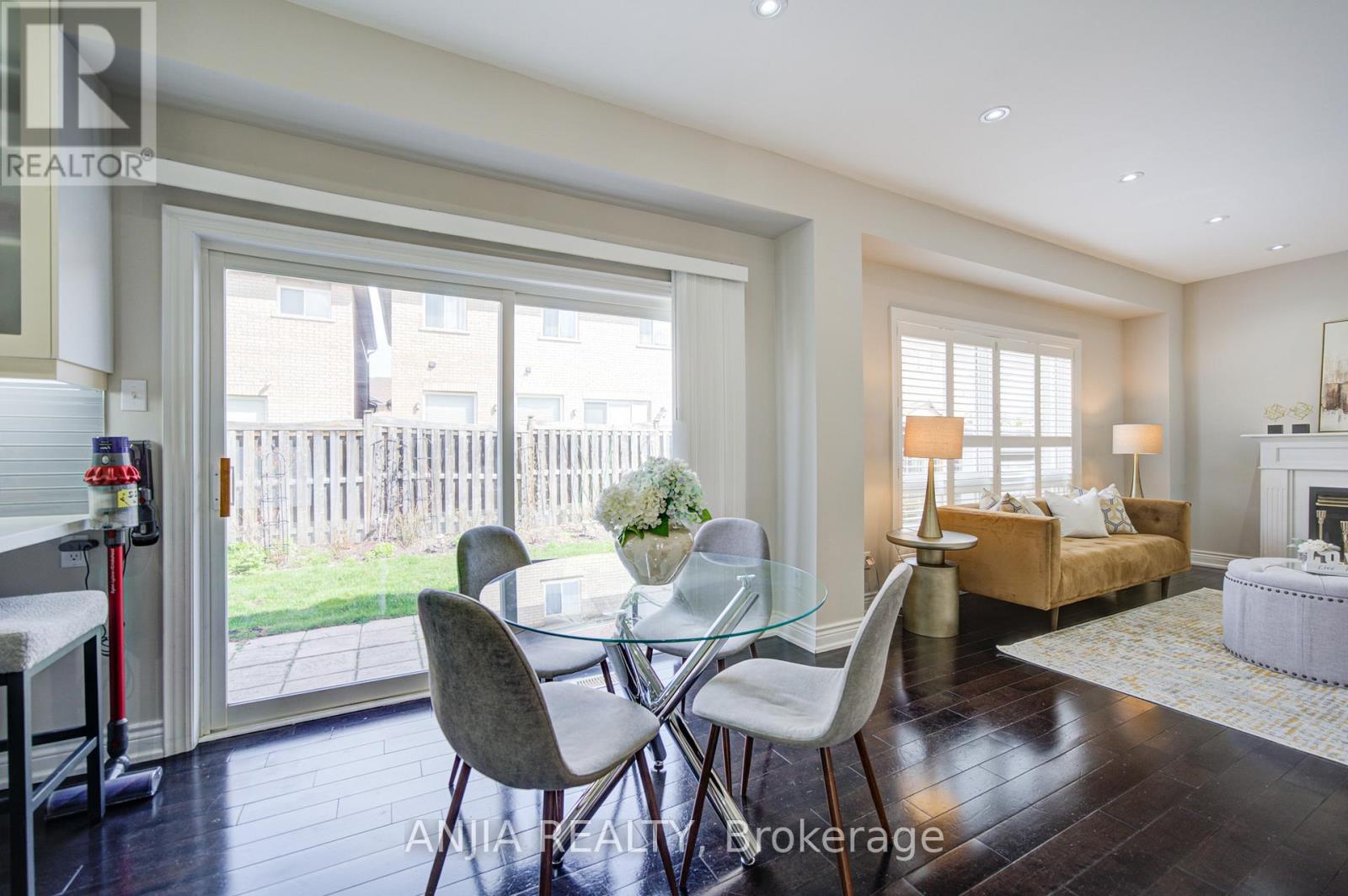 87 Lampton Crescent, Markham, Ontario  L6E 1J4 - Photo 18 - N13077506