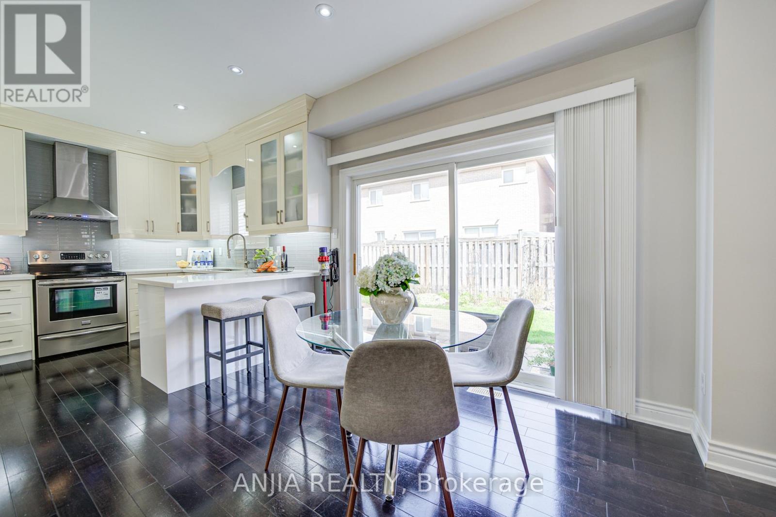 87 Lampton Crescent, Markham, Ontario  L6E 1J4 - Photo 19 - N13077506