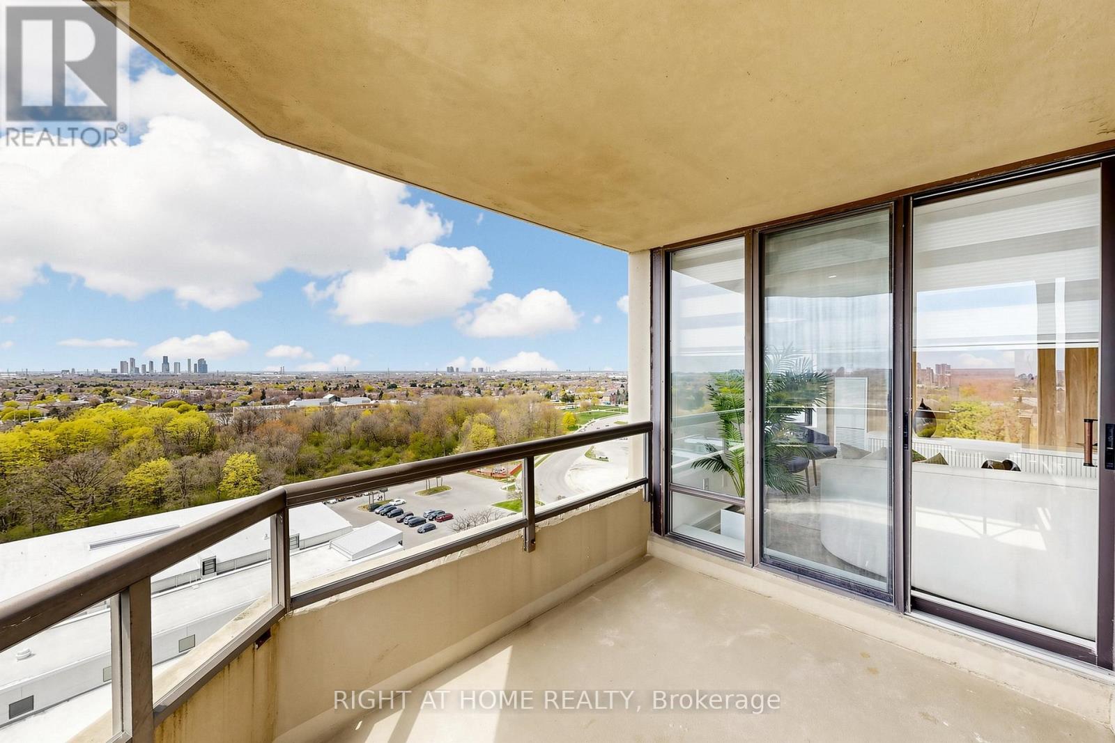 1510 - 7420 Bathurst Street, Vaughan, Ontario  L4J 6X4 - Photo 44 - N13077546
