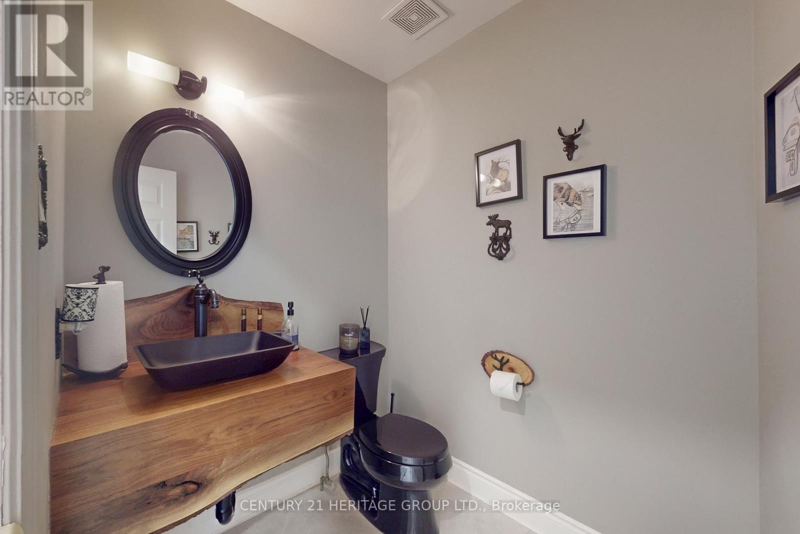 335 Fern Avenue, Richmond Hill, Ontario  L4C 8P6 - Photo 12 - N13077558