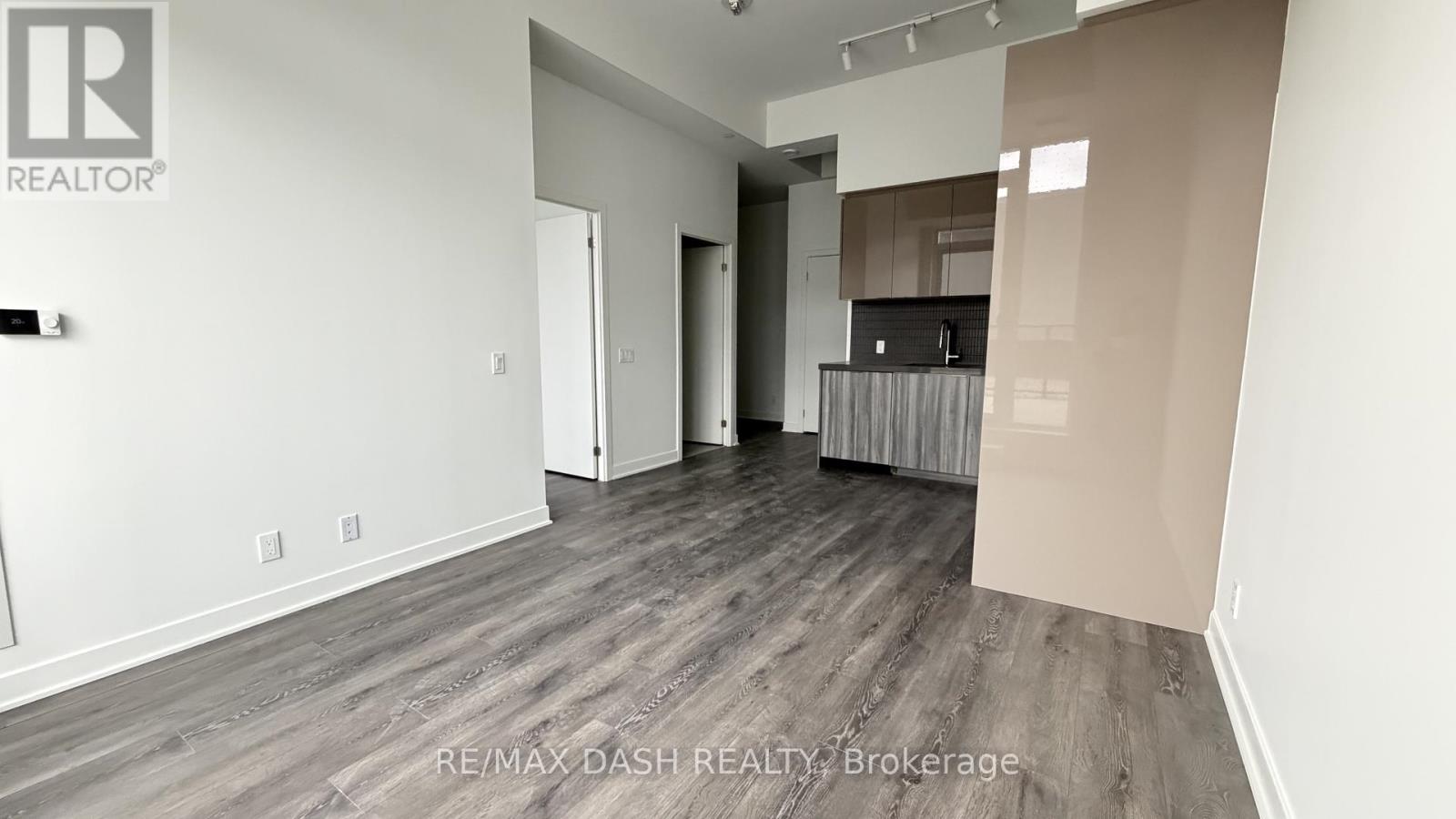 10 Flavelle Trail, Vaughan, Ontario  L4L 1V8 - Photo 12 - N13077570