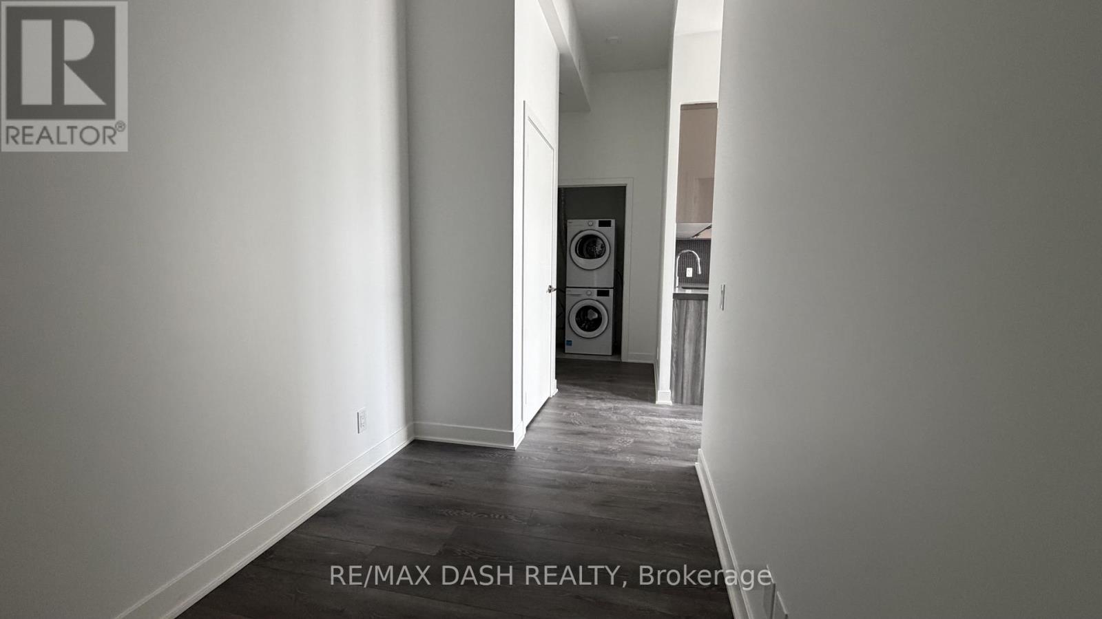 10 Flavelle Trail, Vaughan, Ontario  L4L 1V8 - Photo 8 - N13077570