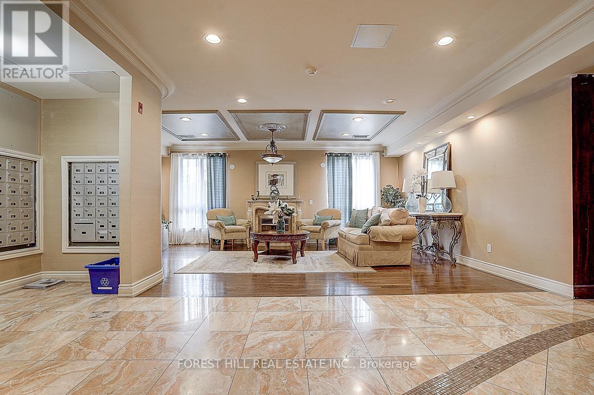 212 - 1 Maison Parc Court, Vaughan, Ontario  L4J 9K1 - Photo 3 - N13077622