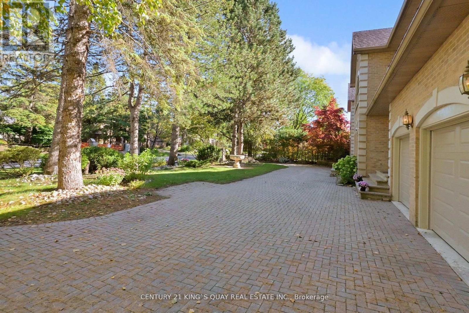 20 Limcombe Drive, Markham, Ontario  L3T 2V5 - Photo 3 - N13077658