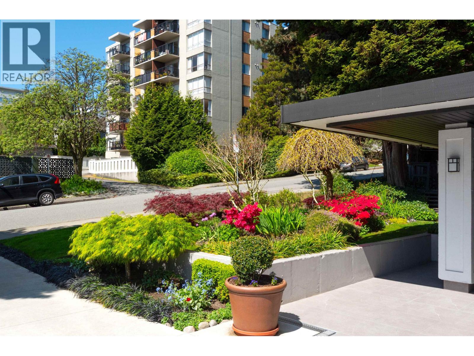 204 650 16th Street, West Vancouver, British Columbia  V7V 3R9 - Photo 4 - R3118747