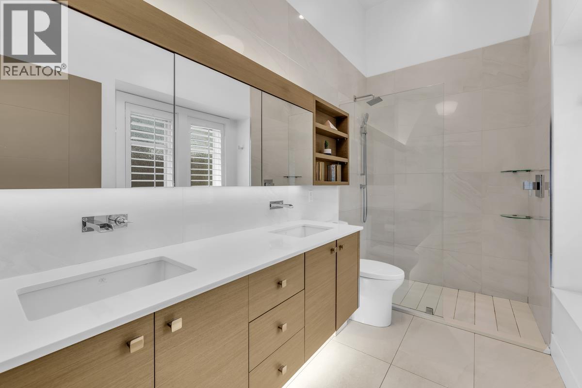 1986 W 11th Avenue, Vancouver, British Columbia  V6J 2C6 - Photo 9 - R3118751