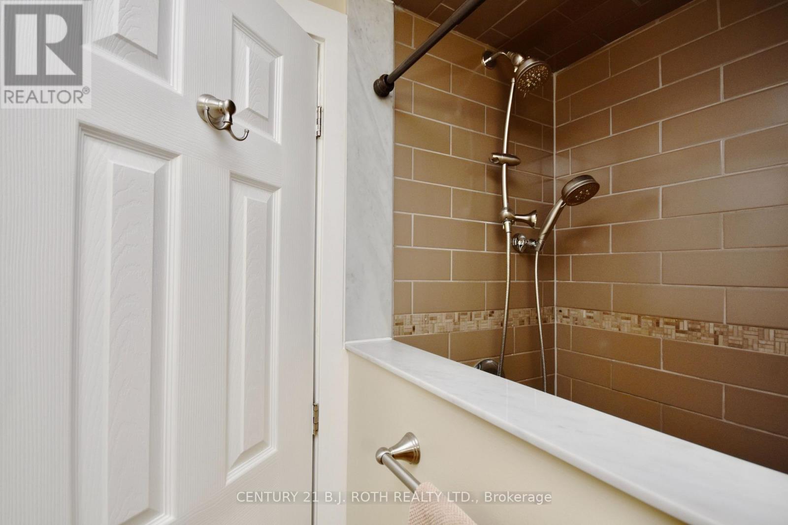 72 Rose Street, Barrie, Ontario  L4M 2T2 - Photo 23 - S13077560