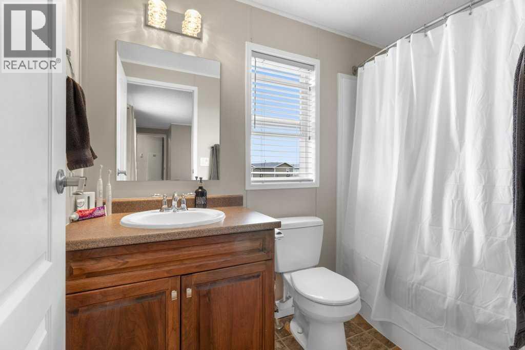 9 Baywood Place, Sylvan Lake, Alberta  T4S 0A7 - Photo 18 - A2306172