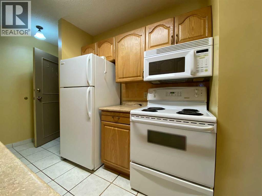 310, 8601 22 Avenue, Coleman, Alberta  T0K 0M0 - Photo 4 - A2302927