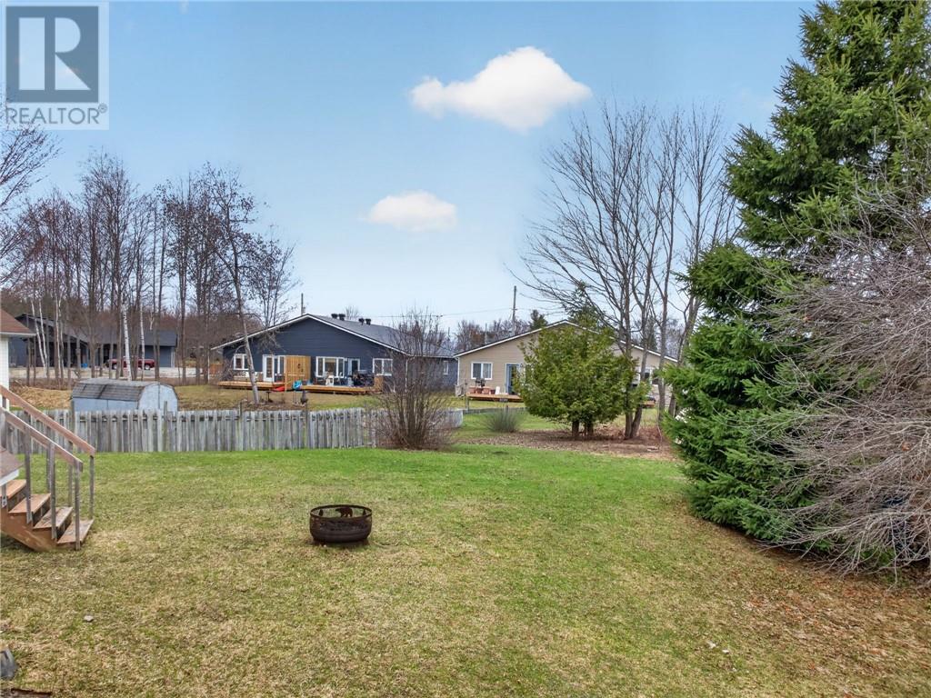 22 Paiement Court, Sturgeon Falls, Ontario  P2B 3E4 - Photo 36 - 2127475