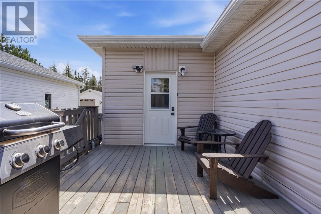 35 Hinds Road, Wahnapitae, Ontario  P0M 3C0 - Photo 3 - 2127466