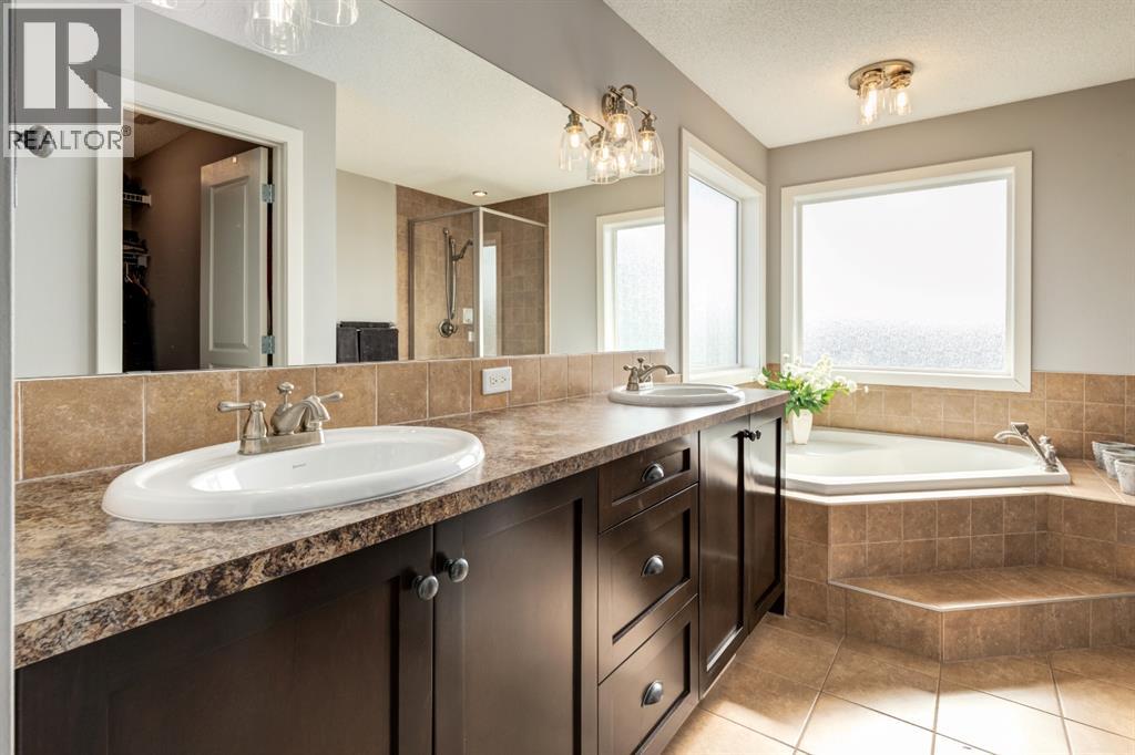 167 New Brighton Close SE, Calgary, Alberta  T2Z 0E3 - Photo 22 - A2305782