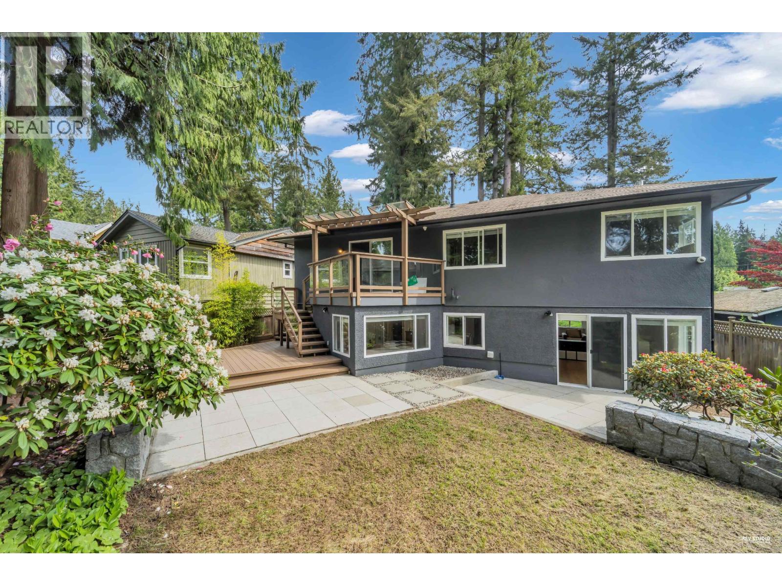3521 Duval Road, North Vancouver, British Columbia  V7J 3E8 - Photo 4 - R3118737