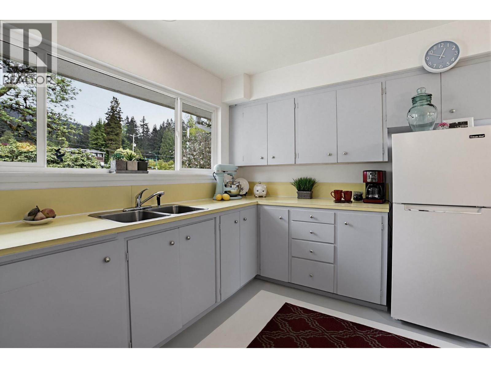 509 Granada Crescent, North Vancouver, British Columbia  V7N 3A7 - Photo 13 - R3118740