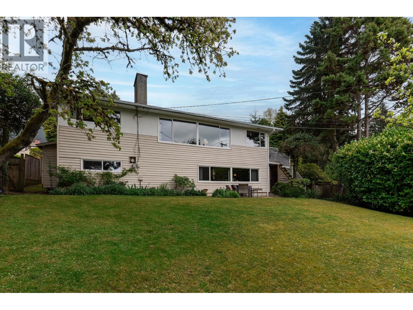 509 Granada Crescent, North Vancouver, British Columbia  V7N 3A7 - Photo 37 - R3118740