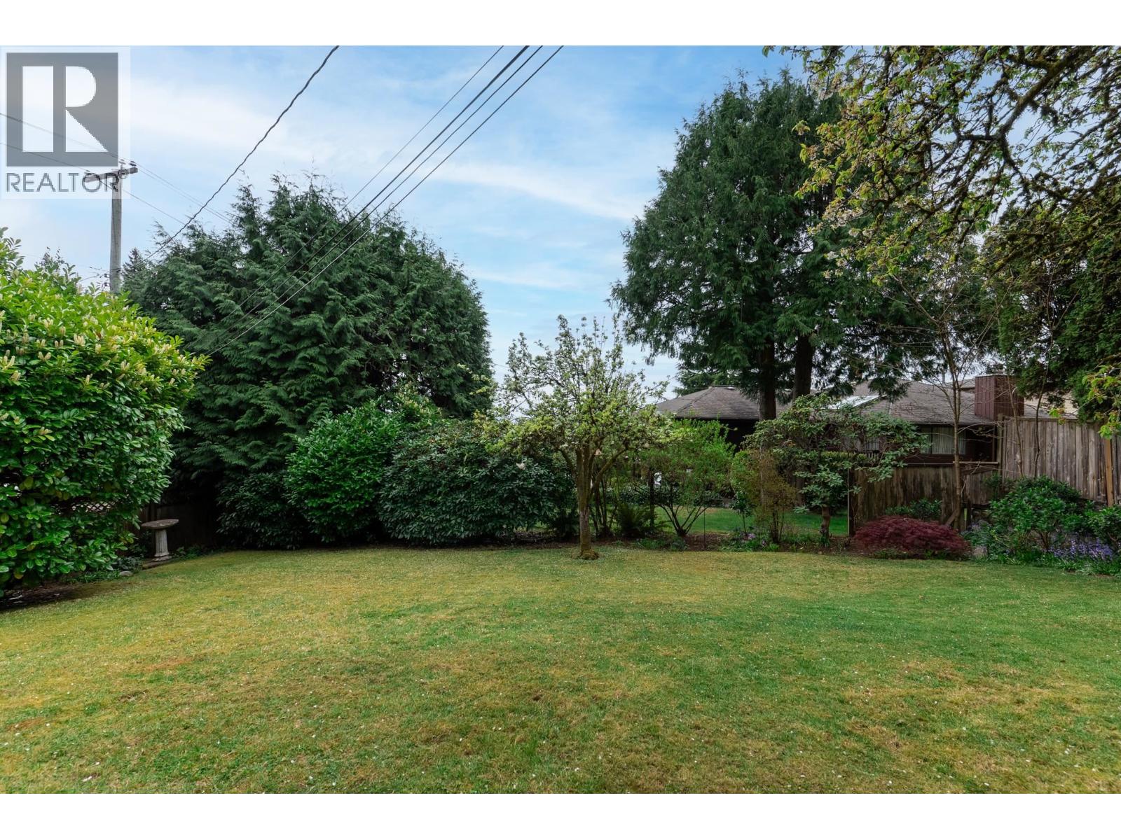 509 Granada Crescent, North Vancouver, British Columbia  V7N 3A7 - Photo 38 - R3118740