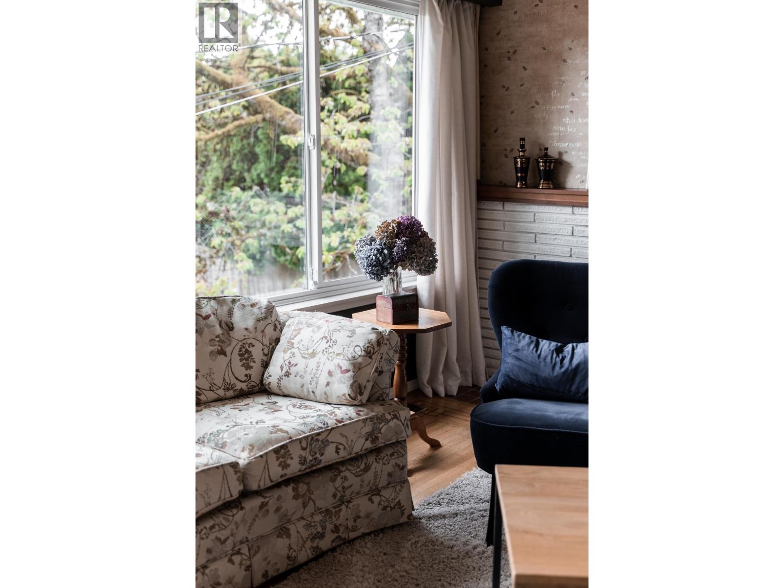 509 Granada Crescent, North Vancouver, British Columbia  V7N 3A7 - Photo 7 - R3118740