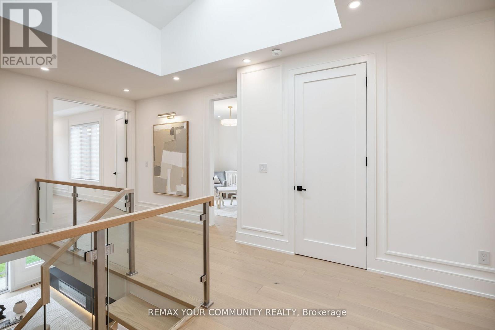 14 Ranwood Drive, Toronto, Ontario  M9N 3E9 - Photo 23 - W13077502