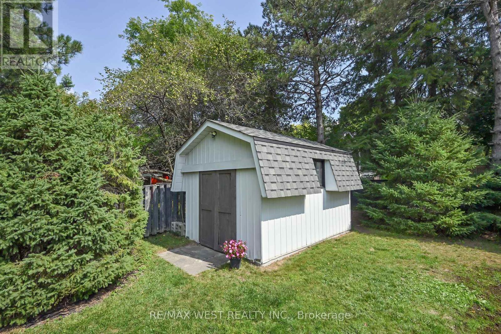 17 Pineridge Drive, Caledon, Ontario  L7E 0M2 - Photo 31 - W13077540