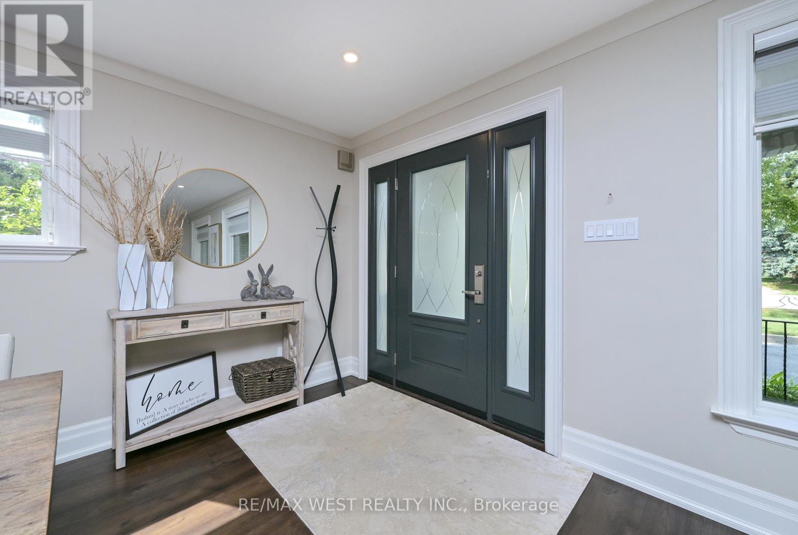 17 Pineridge Drive, Caledon, Ontario  L7E 0M2 - Photo 4 - W13077540