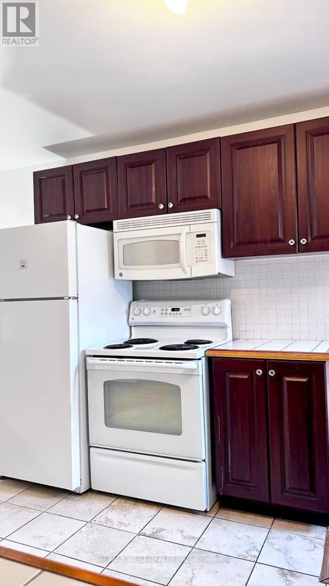 15 Fourteenth Street, Toronto, Ontario  M8V 3H8 - Photo 7 - W13077632