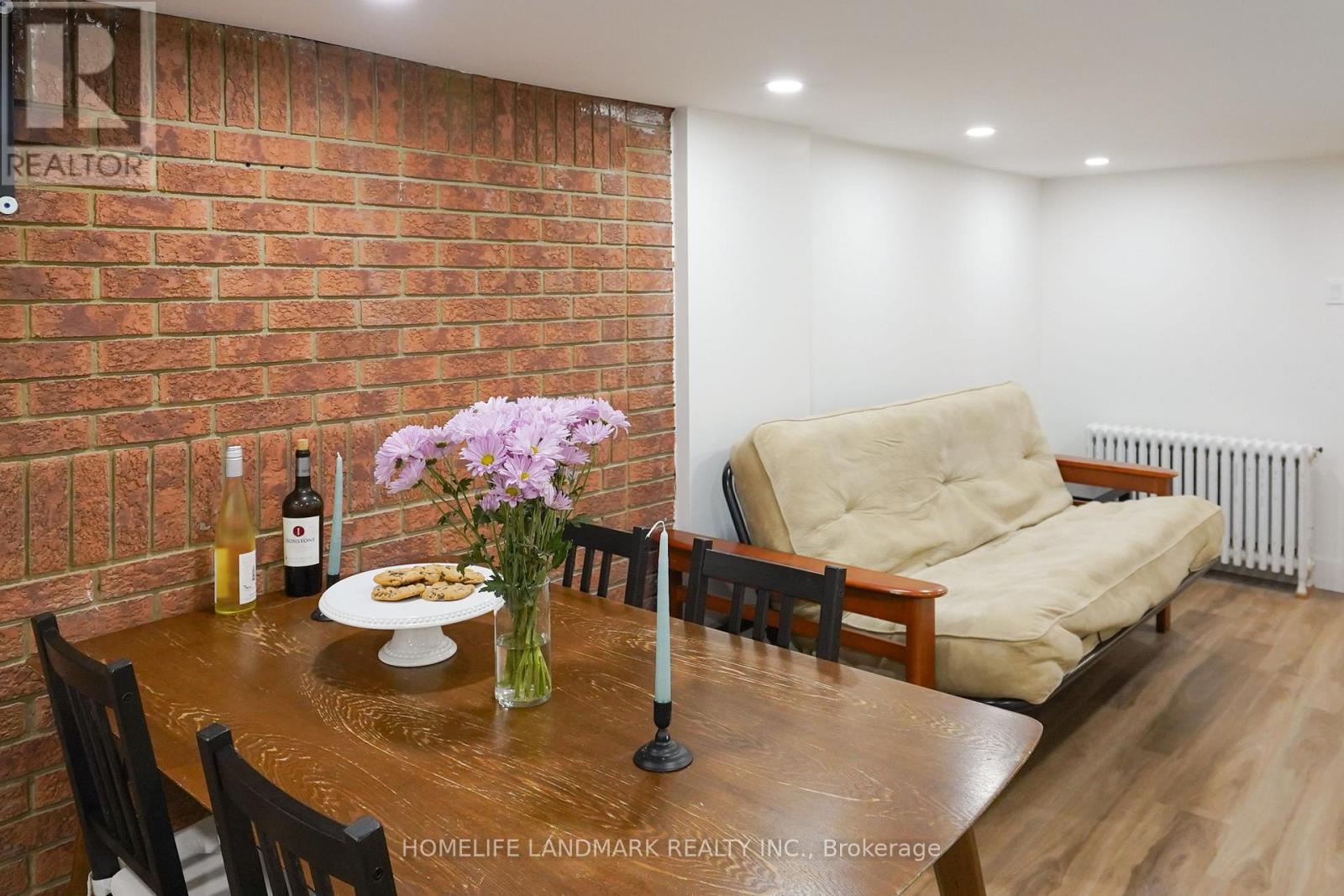 Bsmt R3 - 479 Whitmore Avenue, Toronto, Ontario  M6E 2N6 - Photo 8 - W13077686