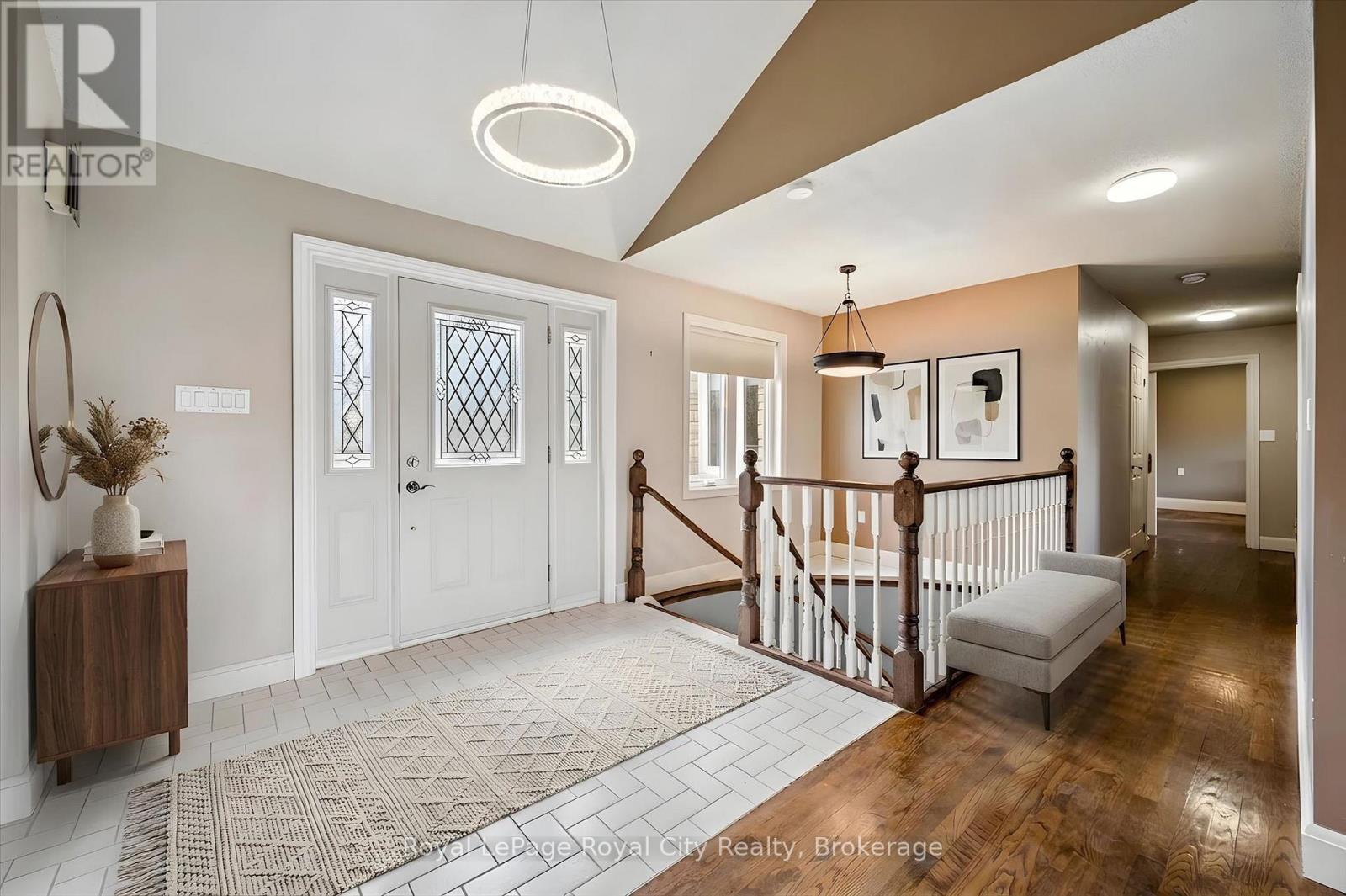 8060 Wellington Rd 18 Road, Centre Wellington, Ontario  N1M 2W5 - Photo 16 - X12943644