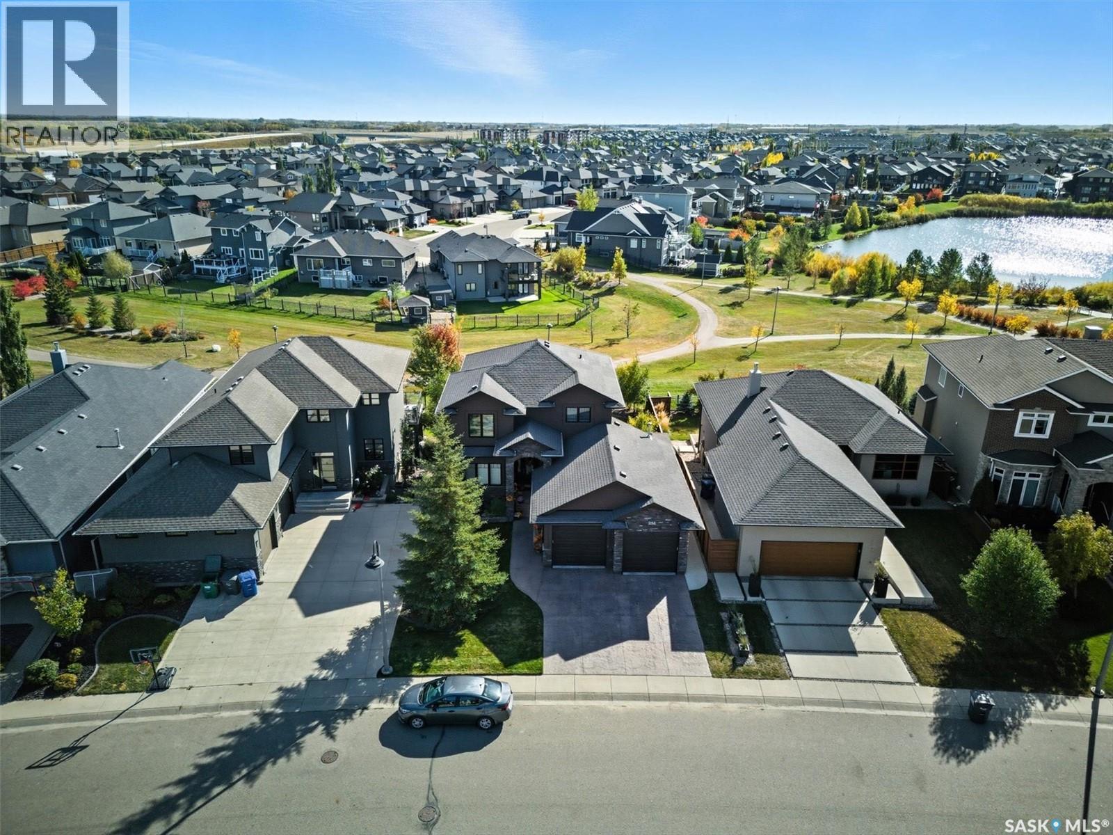 258 Whalley Crescent, Saskatoon, Saskatchewan  S7T 0P1 - Photo 2 - SK034753