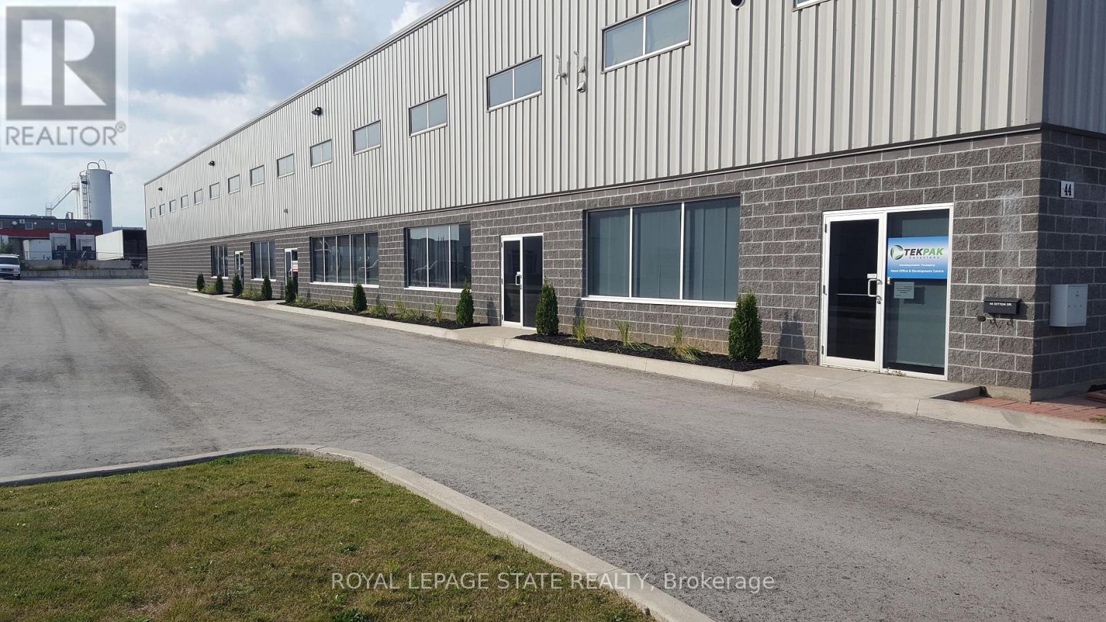 Prime Hamilton Mountain Location! Just a short distance to the Line! This fabulous custom built industrial space, very clean space, approximately 13,000 square feet, (4156 square feet of office space and 8844 square feet of industrial/warehouse space. Zoned M3 allows for many uses and applications. Plenty of parking, fantastic property, great location. (id:48254)