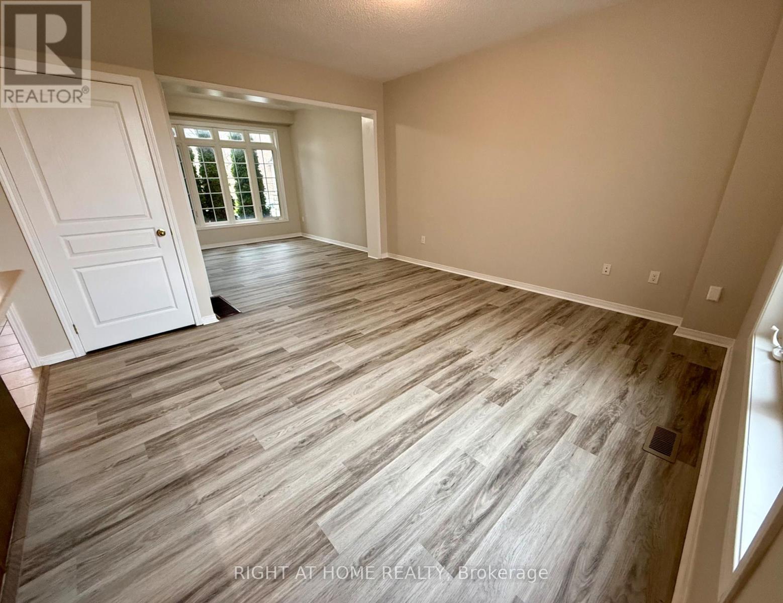 780 Carlisle Street, Cobourg, Ontario  K9A 4J7 - Photo 3 - X13077526