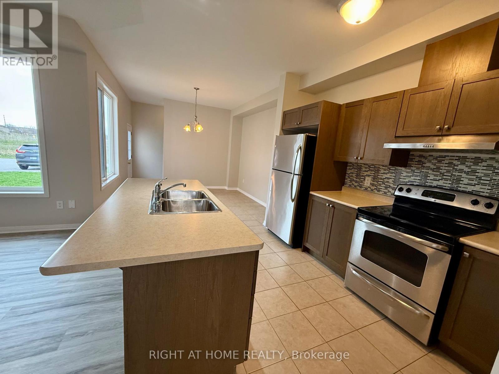 780 Carlisle Street, Cobourg, Ontario  K9A 4J7 - Photo 4 - X13077526