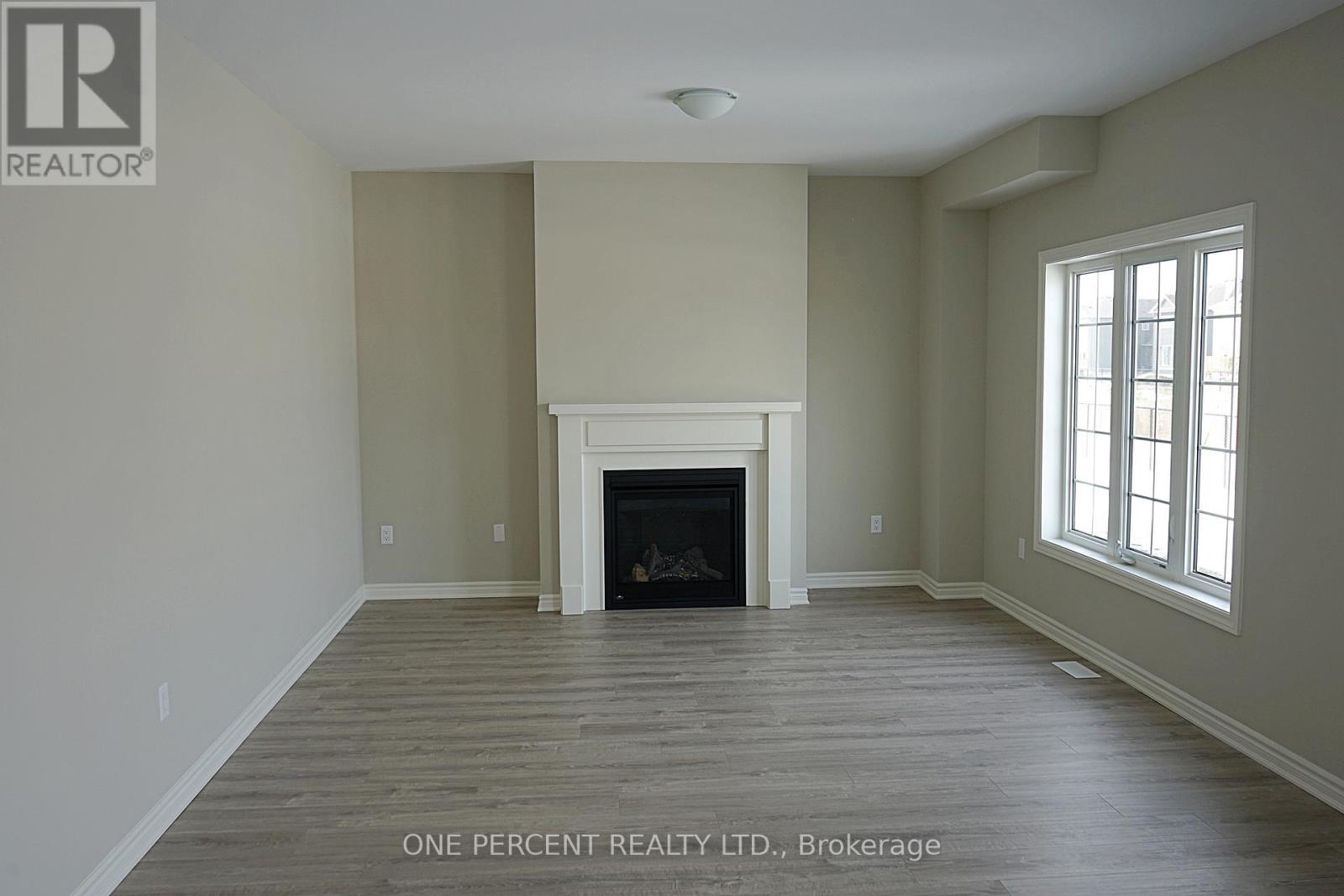 262 Springfield Crescent, Clearview, Ontario  L0M 1S0 - Photo 3 - S13074930