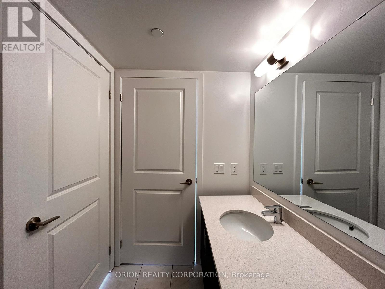 1012 - 1010 Sandy Beach Road, Pickering, Ontario  L1W 0C7 - Photo 10 - E13074454