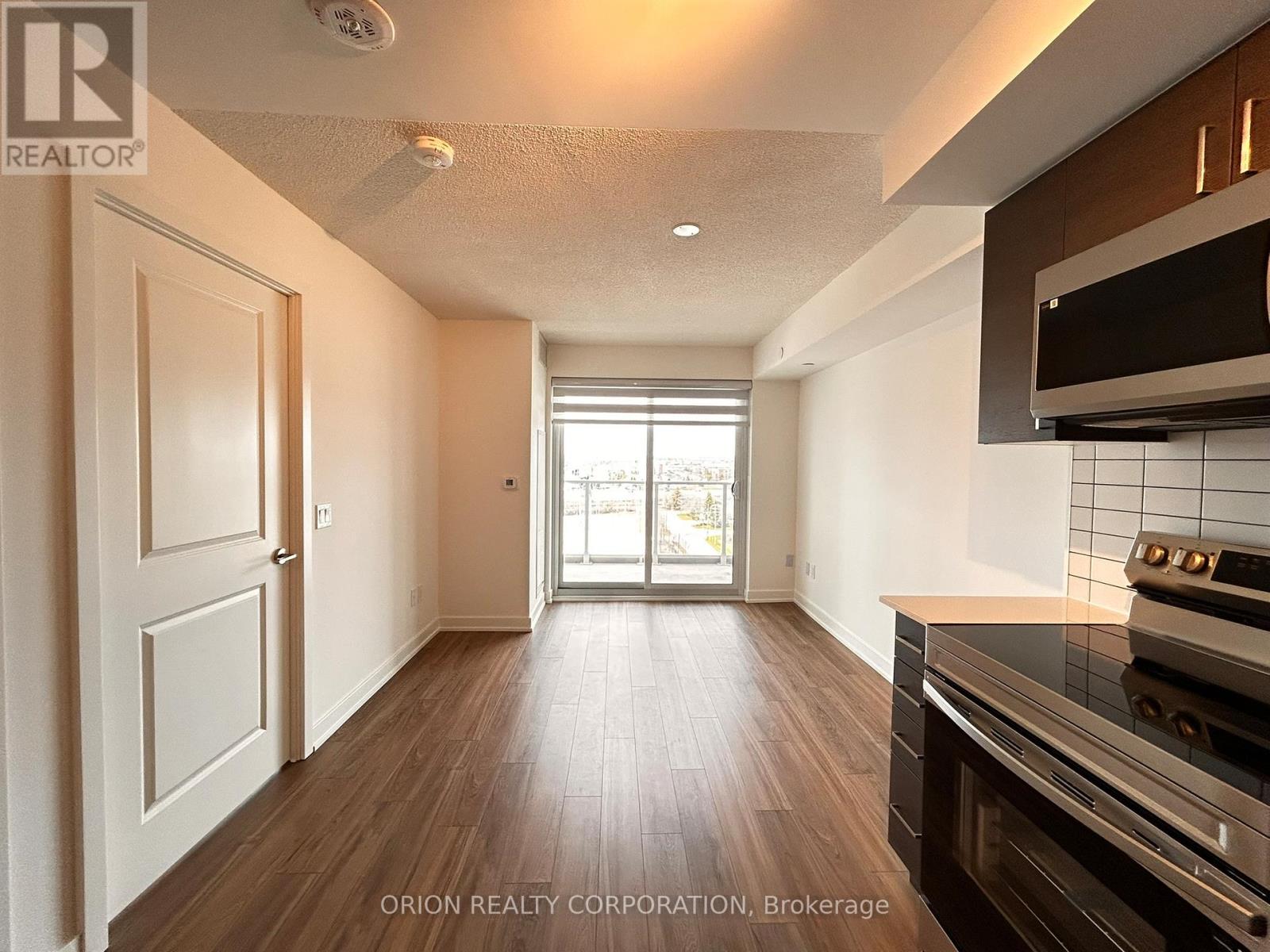 1012 - 1010 Sandy Beach Road, Pickering, Ontario  L1W 0C7 - Photo 5 - E13074454
