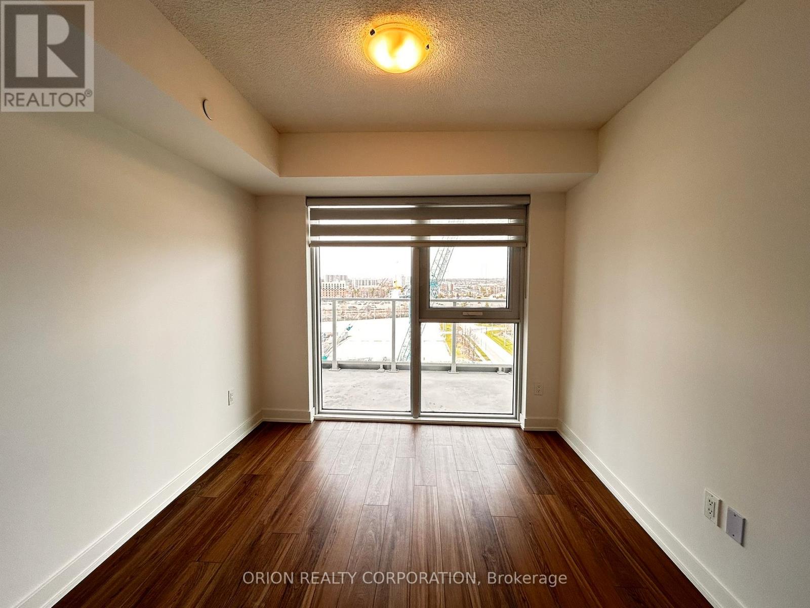 1012 - 1010 Sandy Beach Road, Pickering, Ontario  L1W 0C7 - Photo 11 - E13074454