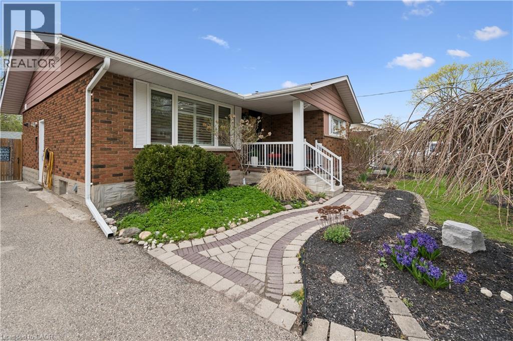 111 Ruskview Road, Kitchener, Ontario  N2M 4S1 - Photo 3 - 40826533