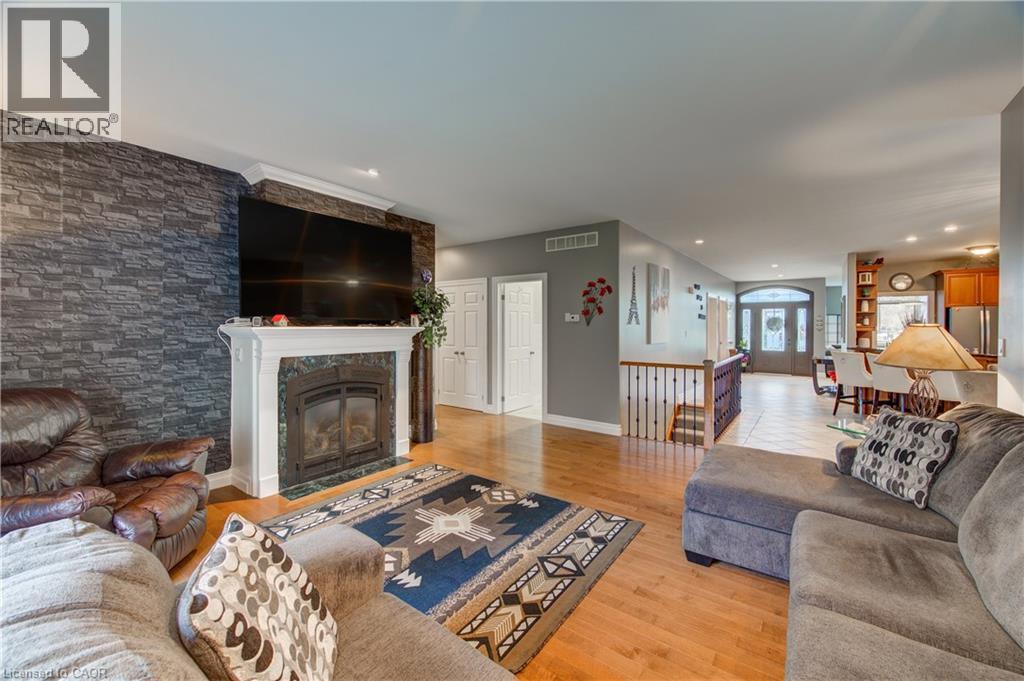 155 North Park Street, Brantford, Ontario  N3R 4K7 - Photo 21 - 40825885