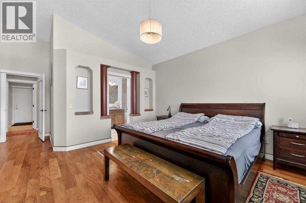 118 Douglas Woods Hill SE, Calgary, Alberta  T2Z 2G6 - Photo 14 - A2288887